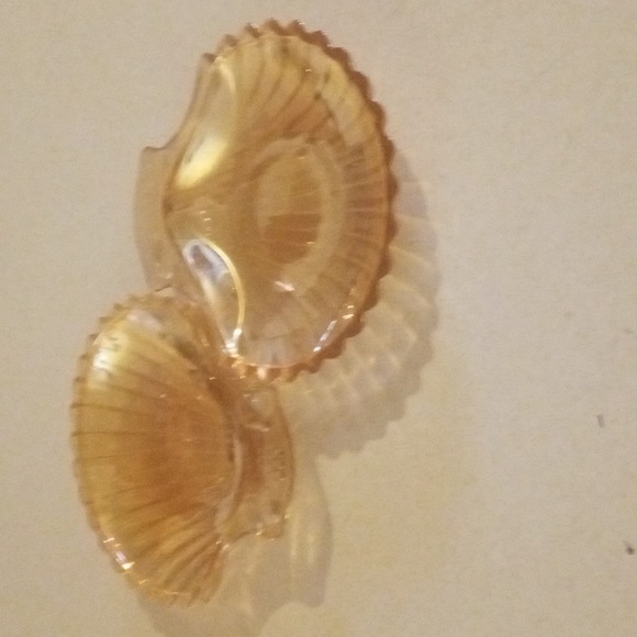 Set of 2 Vintage MARIGOLD CARNIVAL GLASS/Luster Ware Clam Shell-Shaped Dishes - Picture 3 of 5